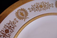 COALPORT LADY ANNE WHITE- DINNER PLATES..... http://jaapiesfinechinastore.com