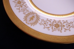 COALPORT LADY ANNE WHITE- SALAD PLATE   ..... https://www.jaapiesfinechinastore.com