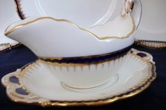 COALPORT SPEARPOINT 850- GRAVY BOAT & UNDERPLATE   .....   http://jaapiesfinechinastore.com