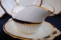 COALPORT SPEARPOINT 850- GRAVY BOAT & UNDERPLATE   .....   http://jaapiesfinechinastore.com