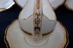 COALPORT SPEARPOINT 850- GRAVY BOAT & UNDERPLATE   .....   http://jaapiesfinechinastore.com