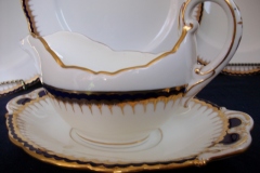 COALPORT SPEARPOINT 850- GRAVY BOAT & UNDERPLATE   .....   https://www.jaapiesfinechinastore.com