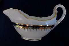 COALPORT SPEARPOINT 850- GRAVY BOAT & UNDERPLATE   .....   http://jaapiesfinechinastore.com