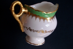 COALPORT  SPEARPOINT GREEN #Y3691-   CREAMER  .....   https://www.jaapiesfinechinastore.com