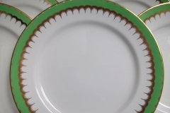 COALPORT  SPEARPOINT GREEN #6143 SMOOTH-   DINNER PLATE  .....   https://www.jaapiesfinechinastore.com