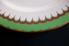 COALPORT  SPEARPOINT GREEN #6143 SMOOTH-   DINNER PLATE  .....   https://www.jaapiesfinechinastore.com