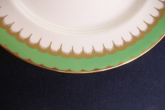 COALPORT  SPEARPOINT GREEN #6143 SMOOTH-   DINNER PLATE  .....   https://www.jaapiesfinechinastore.com