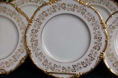 COALPORT CONSORT WHITE #V9864- DINNER  PLATE ..... http://jaapiesfinechinastore.com