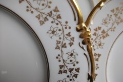 COALPORT CONSORT WHITE #V9864- DINNER  PLATE ..... http://jaapiesfinechinastore.com