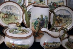 W.T. COPELAND LIONEL EDWARDS FOX HUNT- COFFEE POT "THE GAMEKEEPER" & "THE TERRIOR MAN", LID "FULL CRY" .... http://jaapiesfinechinastore.com