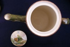 W.T. COPELAND LIONEL EDWARDS FOX HUNT- COFFEE POT "THE GAMEKEEPER" & "THE TERRIOR MAN", LID "FULL CRY" .... http://jaapiesfinechinastore.com