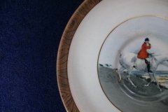 W.T. COPELAND LIONEL EDWARDS FOX HUNT- DEMI CUP & SAUCER #2 GONE AWAY CUP  & THE HUNTSMAN SAUCER ....    http://jaapiesfinechinastore.com