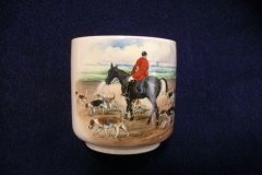 W.T. COPELAND LIONEL EDWARDS FOX HUNT- DEMI CUP & SAUCER #4  A CHECK CUP  & THE FIRST WHIP SAUCER ....    http://jaapiesfinechinastore.com