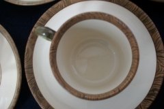 W.T. COPELAND LIONEL EDWARDS FOX HUNT- DEMI CUP & SAUCER #8   "GONE TO GROUND" CUP & "THE SECOND  WHIP" SAUCER .... http://jaapiesfinechinastore.com