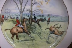 W.T. COPELAND LIONEL EDWARDS FOX HUNT- #2  "GONE AWAY"  7 1/2" DISPLAY PLATE .... http://jaapiesfinechinastore.com