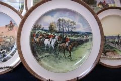 W.T. COPELAND LIONEL EDWARDS FOX HUNT- #5  "OFF TO DRAW"   7 1/2"  DISPLAY PLATE .... http://jaapiesfinechinastore.com