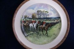 W.T. COPELAND LIONEL EDWARDS FOX HUNT- #5  "OFF TO DRAW"   7 1/2"  DISPLAY PLATE .... http://jaapiesfinechinastore.com