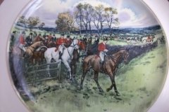 W.T. COPELAND LIONEL EDWARDS FOX HUNT- #5  "OFF TO DRAW"   7 1/2"  DISPLAY PLATE .... http://jaapiesfinechinastore.com