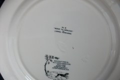W.T. COPELAND LIONEL EDWARDS FOX HUNT- #8  "GONE TO GROUND"   7 1/2"  DISPLAY PLATE .... http://jaapiesfinechinastore.com