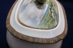 W.T. COPELAND LIONEL EDWARDS FOX HUNT-  SUGAR BOWL "OFF TO DRAW"  &  "DRAWING THE DINGLE",  LID  "FULL CRY"   .... http://jaapiesfinechinastore.com