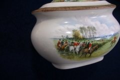 W.T. COPELAND LIONEL EDWARDS FOX HUNT-  SUGAR BOWL "OFF TO DRAW"  &  "DRAWING THE DINGLE",  LID  "FULL CRY"   .... http://jaapiesfinechinastore.com