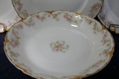 HAVILAND FLORAL GARLAND SCH 525- COUPE SOUP BOWL  7 1/2" ..... http://jaapiesfinechinastore.com