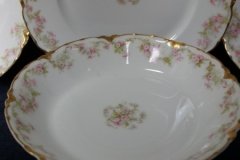 HAVILAND FLORAL GARLAND SCH 525- COUPE SOUP BOWL  7 1/2" ..... http://jaapiesfinechinastore.com