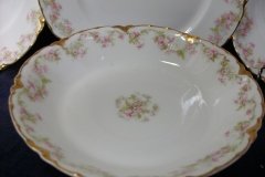 HAVILAND FLORAL GARLAND SCH 525- COUPE SOUP BOWL  7 1/2" ..... http://jaapiesfinechinastore.com