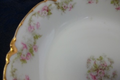 HAVILAND FLORAL GARLAND SCH 525- COUPE SOUP BOWL  7 1/2" ..... https://www.jaapiesfinechinastore.com