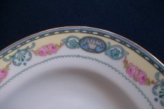 HAAS & CZJZEK-BLACK KNIGHT- CAMBRIDGE- OVAL PLATTER  11 3/4"  .....   http://jaapiesfinechinastore.com