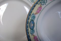 HAAS & CZJZEK-BLACK KNIGHT- CAMBRIDGE- OVAL PLATTER  11 3/4"  .....   http://jaapiesfinechinastore.com