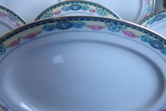 HAAS & CZJZEK-BLACK KNIGHT- CAMBRIDGE- OVAL PLATTER  13 3/4"  .....   http://jaapiesfinechinastore.com