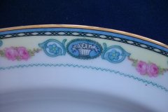 HAAS & CZJZEK-BLACK KNIGHT- CAMBRIDGE- OVAL PLATTER  13 3/4"  .....   http://jaapiesfinechinastore.com