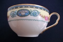 HAAS & CZJZEK-BLACK KNIGHT- CAMBRIDGE- CUP & SAUCER  .....   http://jaapiesfinechinastore.com