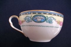 HAAS & CZJZEK-BLACK KNIGHT- CAMBRIDGE- CUP & SAUCER  .....   http://jaapiesfinechinastore.com