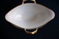 HAAS & CZJZEK-BLACK KNIGHT- CAMBRIDGE- GRAVY BOAT/UNDERPLATE  .....   http://jaapiesfinechinastore.com