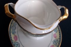 HAAS & CZJZEK-BLACK KNIGHT- CAMBRIDGE- GRAVY BOAT/UNDERPLATE  .....   http://jaapiesfinechinastore.com