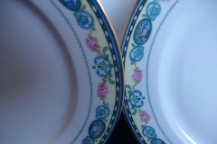 HAAS & CZJZEK-BLACK KNIGHT- CAMBRIDGE- LUNCH/DINNER  PLATE  .....   http://jaapiesfinechinastore.com