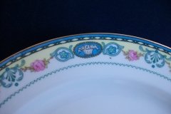 HAAS & CZJZEK-BLACK KNIGHT- CAMBRIDGE- LUNCH/DINNER  PLATE  .....   http://jaapiesfinechinastore.com