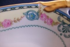 HAAS & CZJZEK-BLACK KNIGHT- CAMBRIDGE- RELISH DISH  .....   http://jaapiesfinechinastore.com