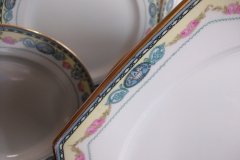 HAAS & CZJZEK-BLACK KNIGHT- CAMBRIDGE- CHOP PLATE  12 5/8"   .....   http://jaapiesfinechinastore.com