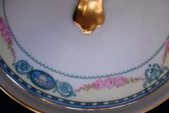 HAAS & CZJZEK-BLACK KNIGHT- CAMBRIDGE- ROUND COVERED SERVING BOWL  .....   http://jaapiesfinechinastore.com