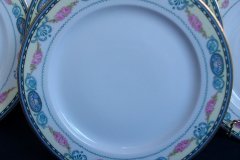 HAAS & CZJZEK-BLACK KNIGHT- CAMBRIDGE- SALAD  PLATE  .....   http://jaapiesfinechinastore.com