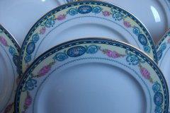 HAAS & CZJZEK-BLACK KNIGHT- CAMBRIDGE- SALAD  PLATE  .....   http://jaapiesfinechinastore.com