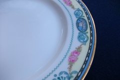 HAAS & CZJZEK-BLACK KNIGHT- CAMBRIDGE- SALAD  PLATE  .....   http://jaapiesfinechinastore.com