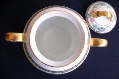 HAAS & CZJZEK-BLACK KNIGHT- CAMBRIDGE- COVERED SUGAR BOWL  .....   http://jaapiesfinechinastore.com