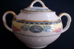 HAAS & CZJZEK-BLACK KNIGHT- CAMBRIDGE- COVERED SUGAR BOWL  .....   https://www.jaapiesfinechinastore.com