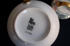 HAAS & CZJZEK-BLACK KNIGHT- CAMBRIDGE- COVERED SUGAR BOWL  .....   http://jaapiesfinechinastore.com
