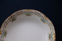 HAVILAND #24241 RIBBON BOW & BOUGH-  BERRY BOWL  .....   http://jaapiesfinechinastore.com
