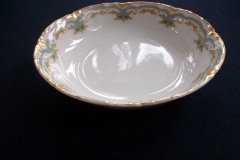 HAVILAND #24241 RIBBON BOW & BOUGH-  BERRY BOWL  .....   http://jaapiesfinechinastore.com